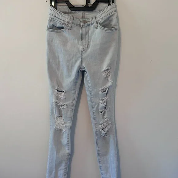 Levi's Women's Light Wash 721 High Rise Skinny Jeans Size 25 - Picture 2 of 4
